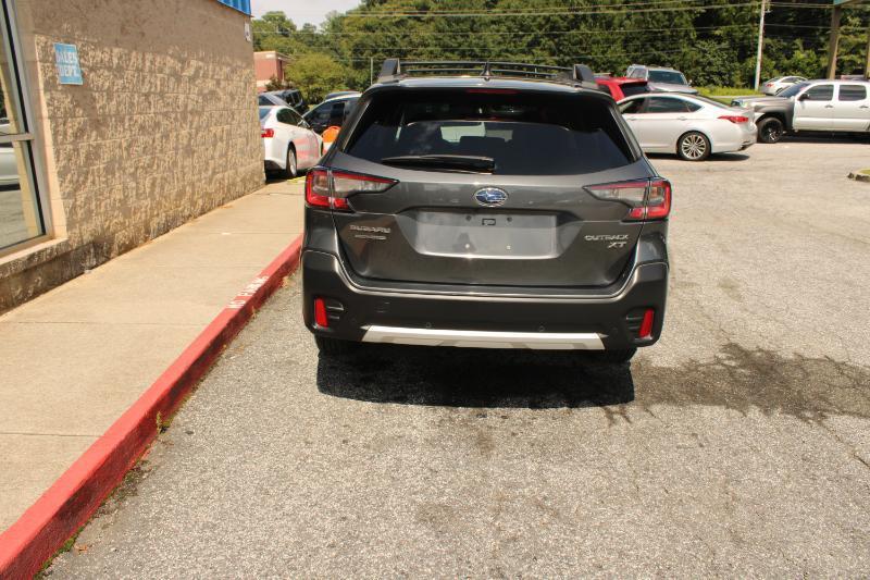 Subaru Outback Limited XT CVT 2021