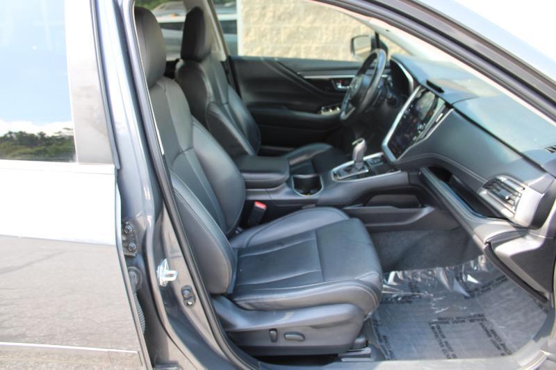 Subaru Outback Limited XT CVT 2021
