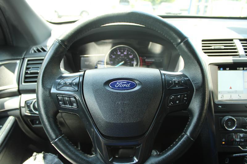 Ford Explorer XLT 4WD 2018