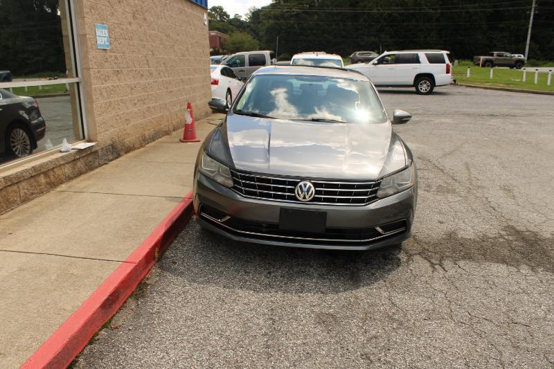 Volkswagen Passat 1.8T SE Auto 2017