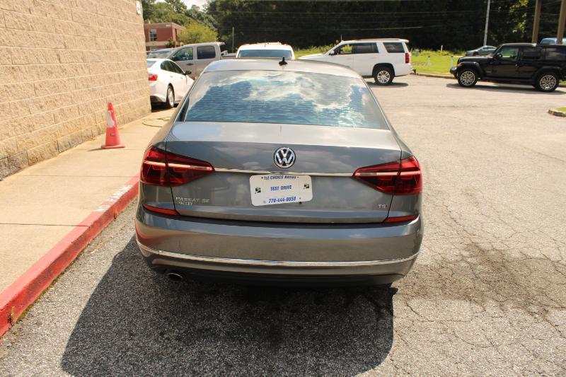 Volkswagen Passat 1.8T SE Auto 2017