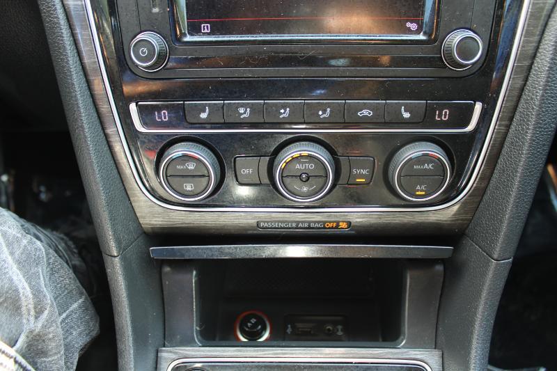 Volkswagen Passat 1.8T SE Auto 2017
