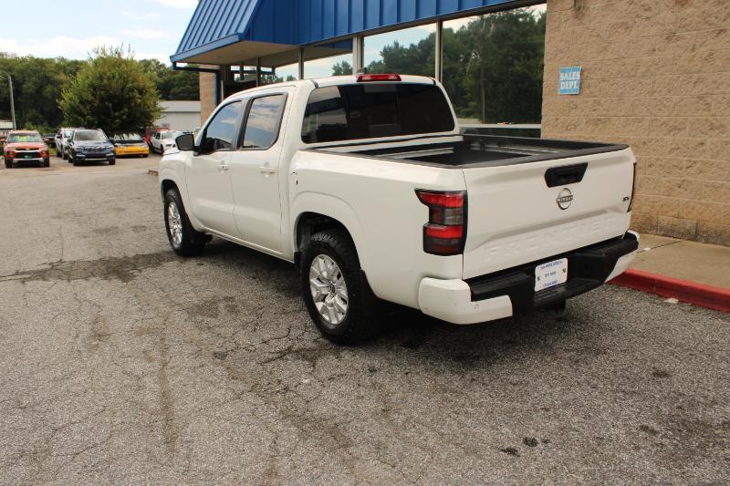 Nissan Frontier Crew Cab 4x2 SV 2024