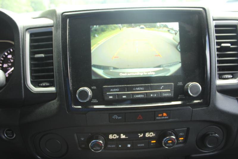 Nissan Frontier Crew Cab 4x2 SV 2024