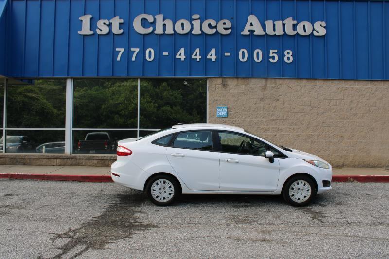 Ford Fiesta 4dr Sdn S 2014