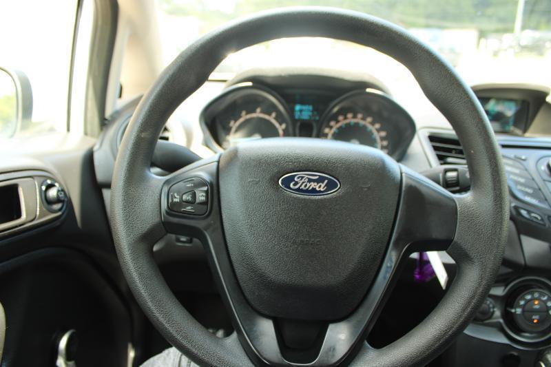 Ford Fiesta 4dr Sdn S 2014