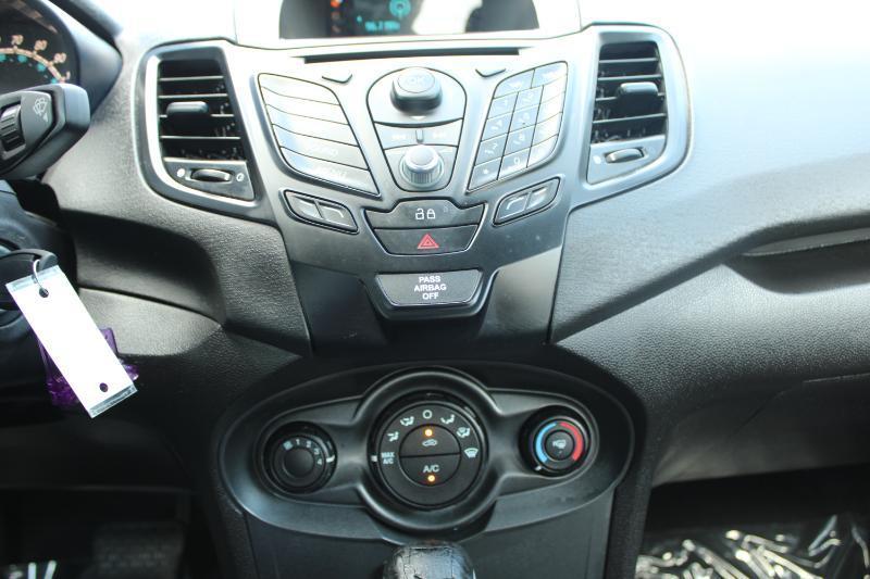 Ford Fiesta 4dr Sdn S 2014