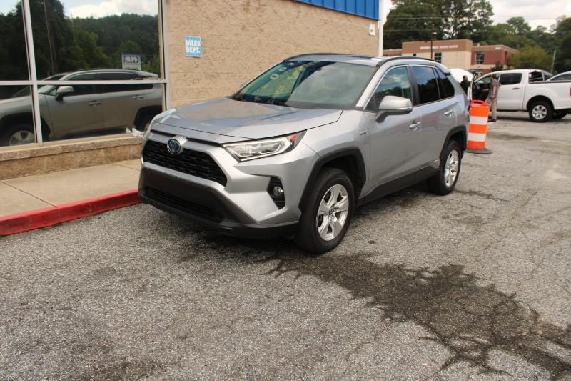 Toyota RAV4 Hybrid XLE AWD (Natl) 2021
