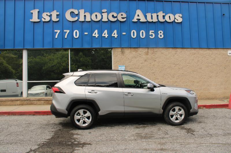 Toyota RAV4 Hybrid XLE AWD (Natl) 2021