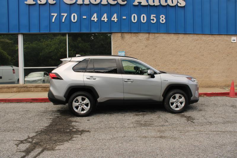 Toyota RAV4 Hybrid XLE AWD (Natl) 2021