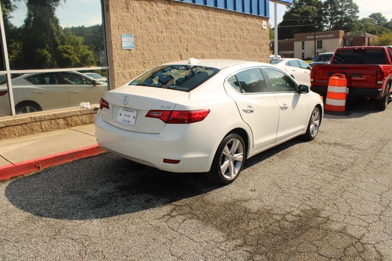 Acura ILX 4dr Sdn 2.0L Tech Pkg 2014