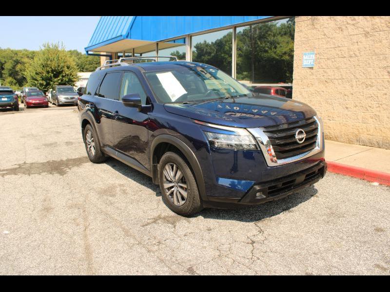 Nissan Pathfinder SL 2WD 2022