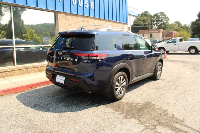 Nissan Pathfinder SL 2WD 2022