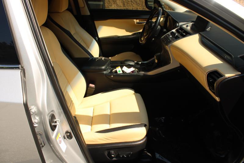 Lexus NX 200t FWD 4dr 2016