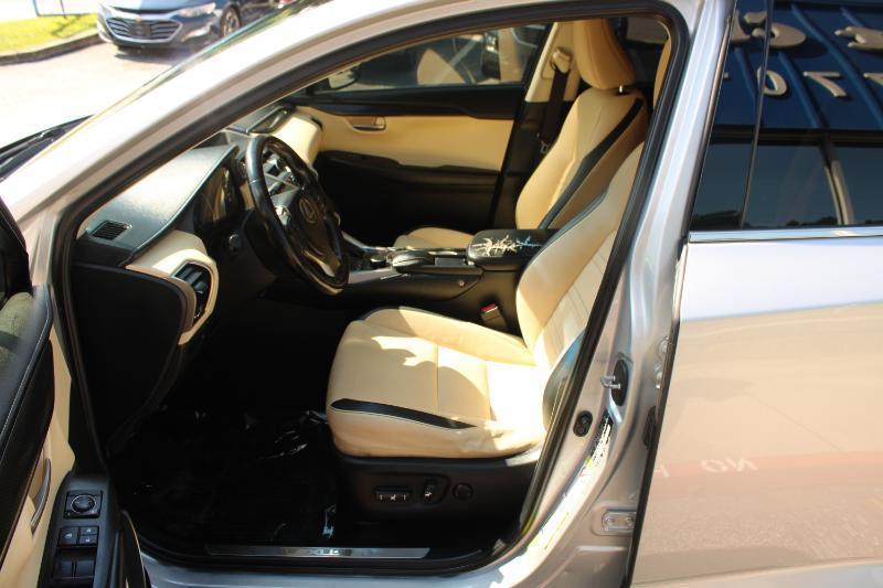Lexus NX 200t FWD 4dr 2016