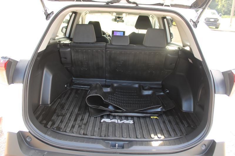 Toyota RAV4 Hybrid LE AWD (Natl) 2024