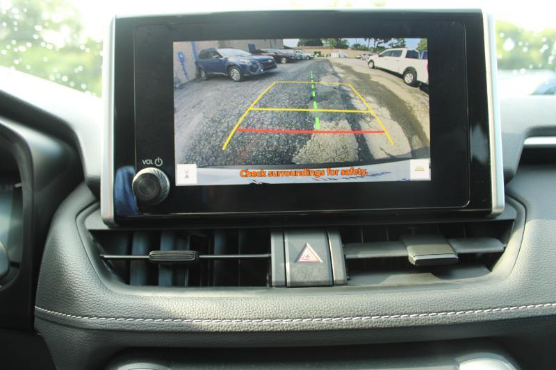 Toyota RAV4 Hybrid LE AWD (Natl) 2024