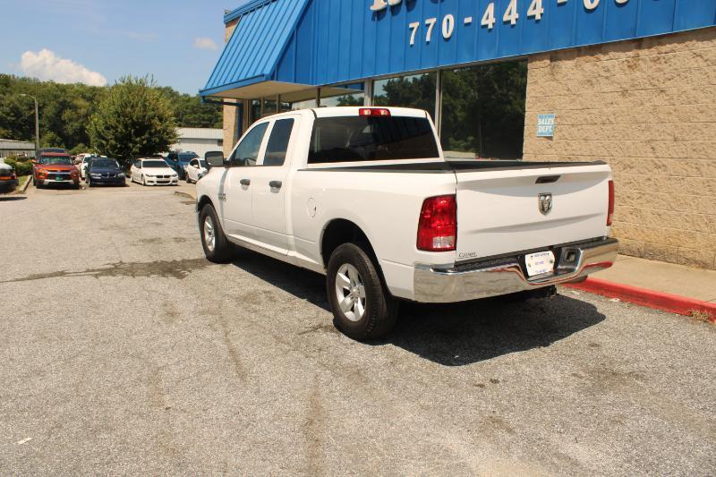 RAM 1500 Tradesman 4x2 Quad Cab 6'4" Box 2018