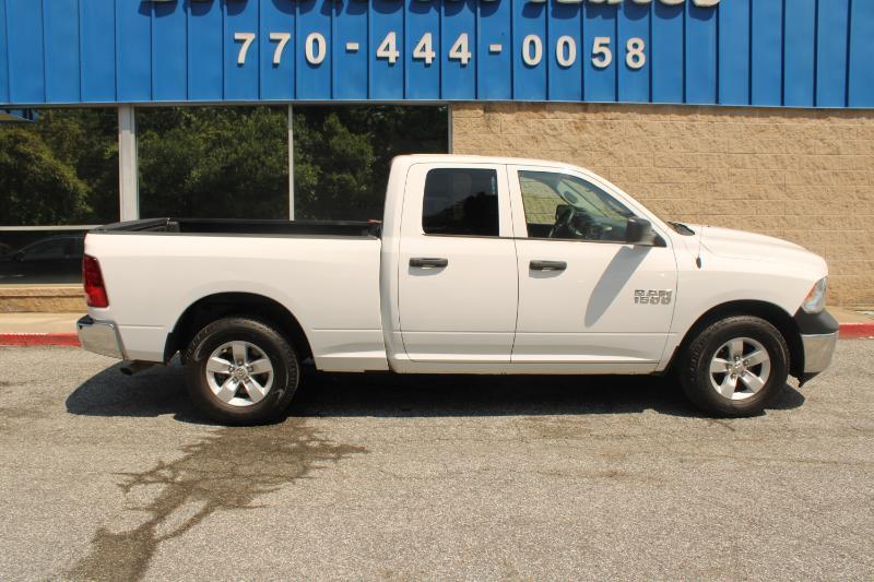 RAM 1500 Tradesman 4x2 Quad Cab 6'4" Box 2018