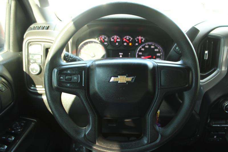 Chevrolet Silverado 1500 2WD Crew Cab 147" Custom 2020
