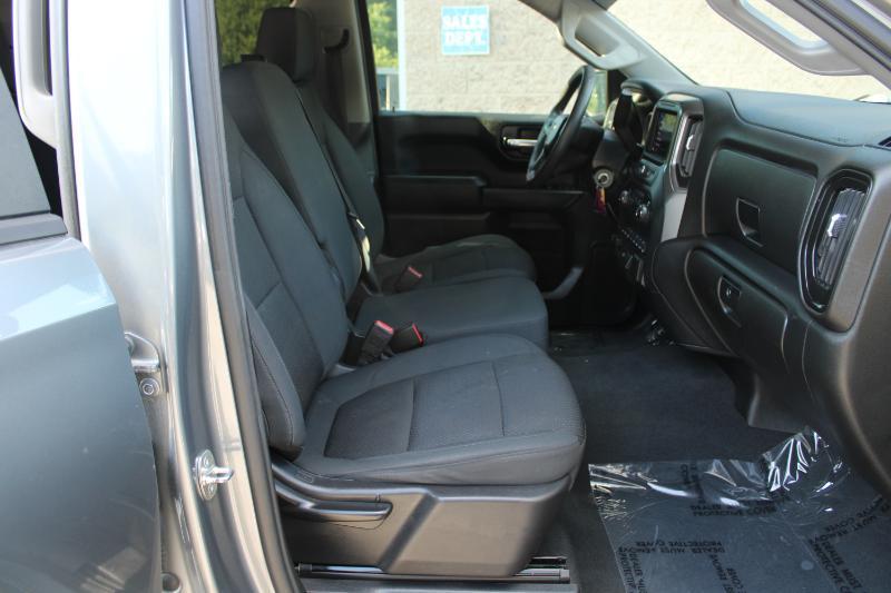 Chevrolet Silverado 1500 2WD Crew Cab 147" Custom 2020