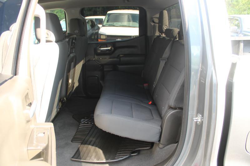 Chevrolet Silverado 1500 2WD Crew Cab 147" Custom 2020