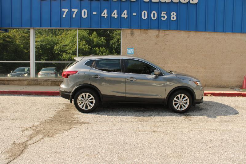 Nissan Rogue Sport FWD S 2019