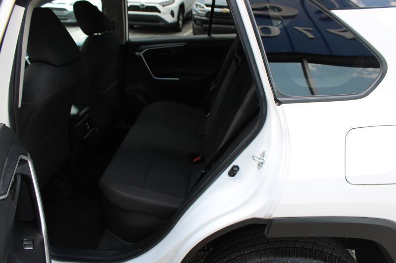 Toyota RAV4 Hybrid LE AWD (Natl) 2024