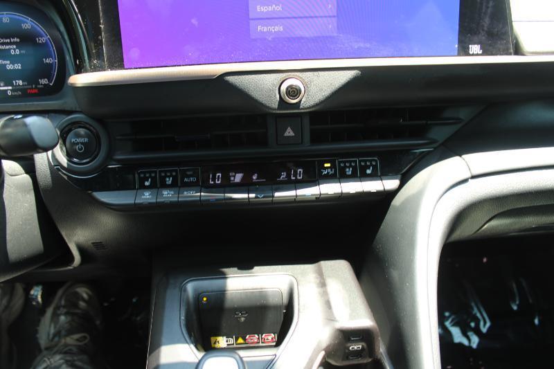 Toyota Crown Limited AWD (Natl) 2023