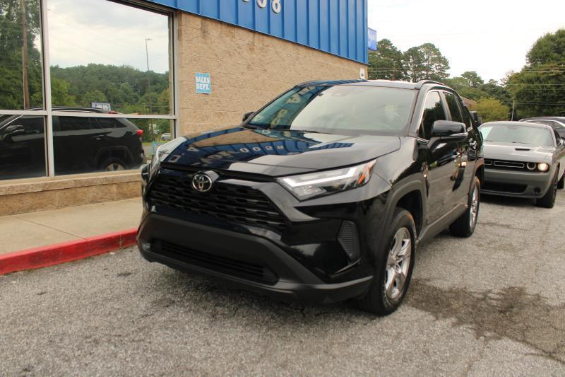 Toyota RAV4 XLE FWD (Natl) 2023