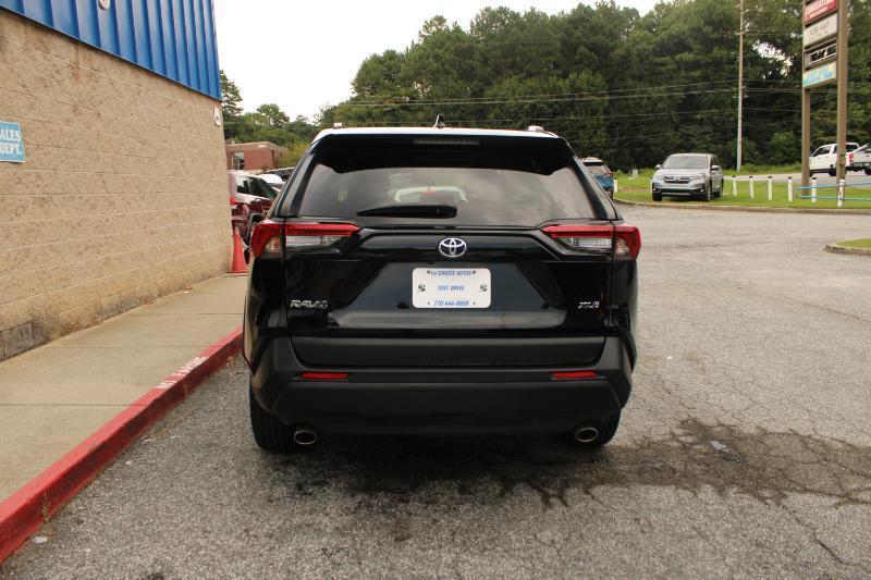 Toyota RAV4 XLE FWD (Natl) 2023