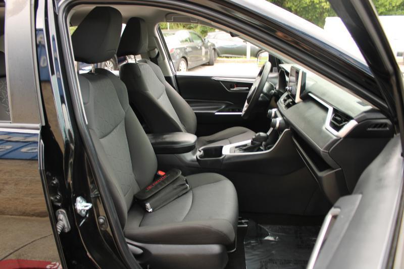 Toyota RAV4 XLE FWD (Natl) 2023
