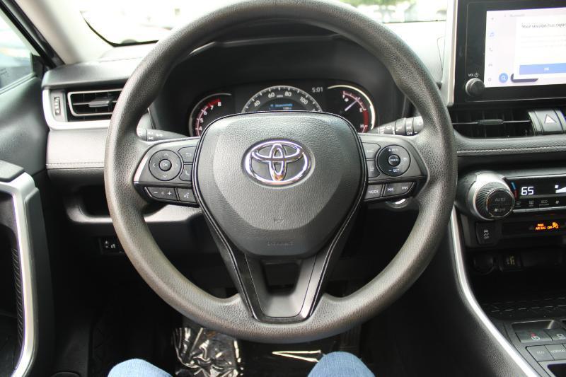 Toyota RAV4 XLE FWD (Natl) 2023