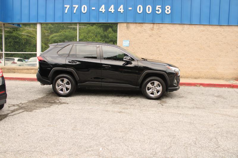 Toyota RAV4 XLE FWD (Natl) 2023