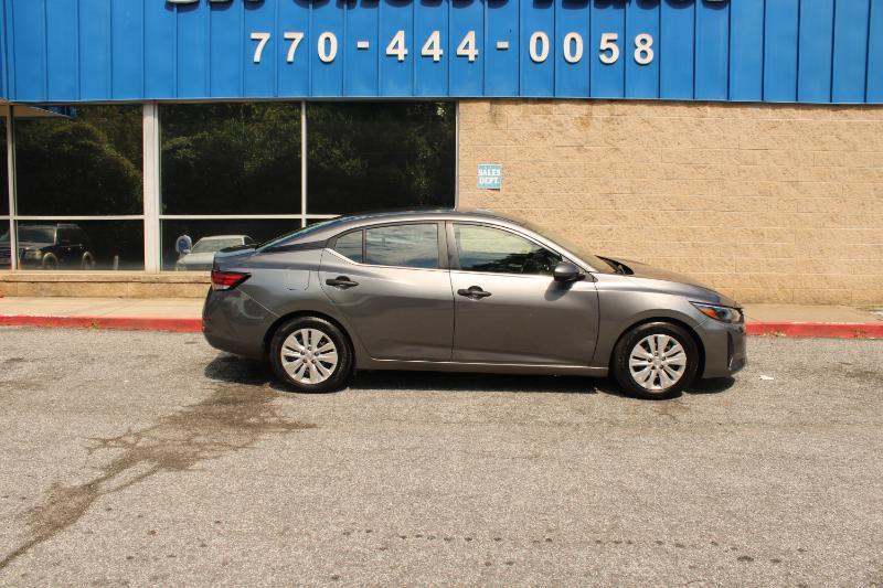 Nissan Sentra S CVT 2024