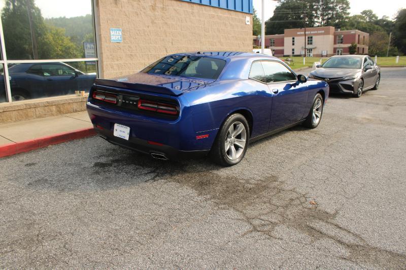Dodge Challenger photo 6