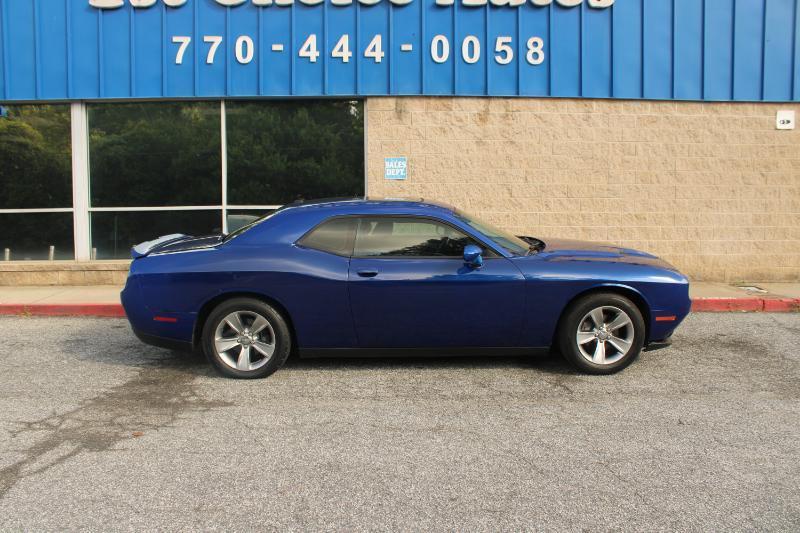 Dodge Challenger photo 8