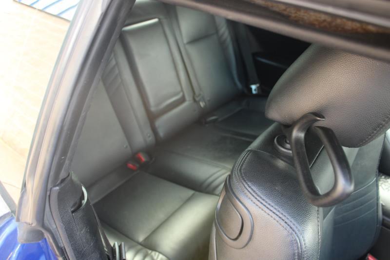 Dodge Challenger photo 11