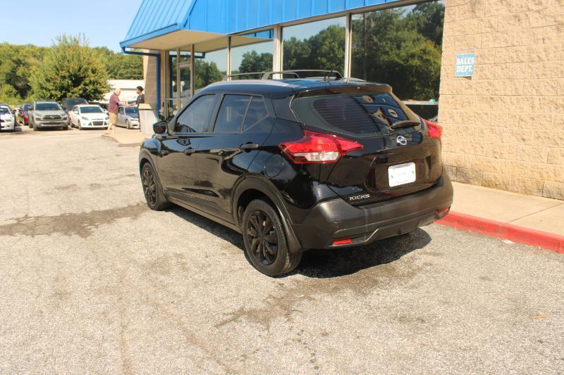 Nissan Kicks S FWD 2019
