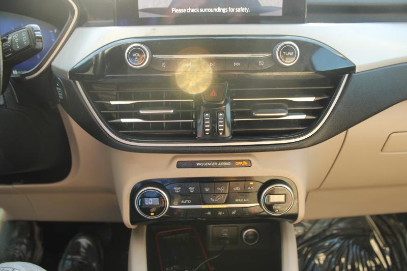 Ford Escape SEL FWD 2021