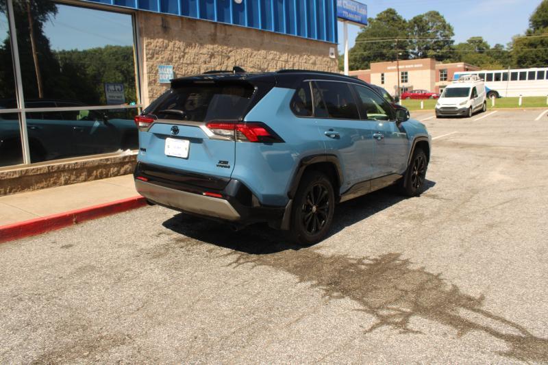 Toyota RAV4 Hybrid XSE AWD (Natl) 2022