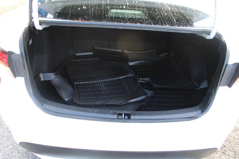 Toyota Corolla Hybrid LE CVT (Natl) 2022
