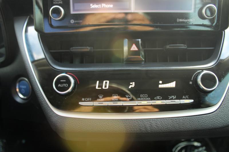 Toyota Corolla Hybrid LE CVT (Natl) 2022