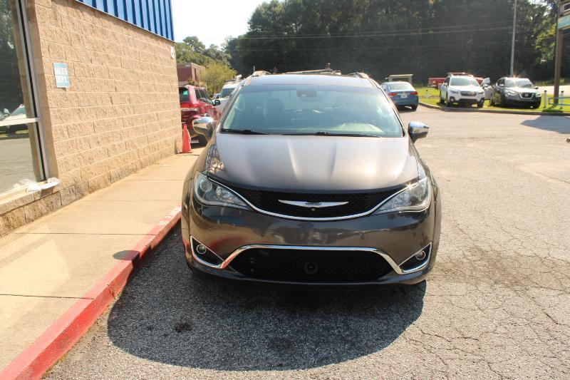 Chrysler Pacifica Limited FWD 2019