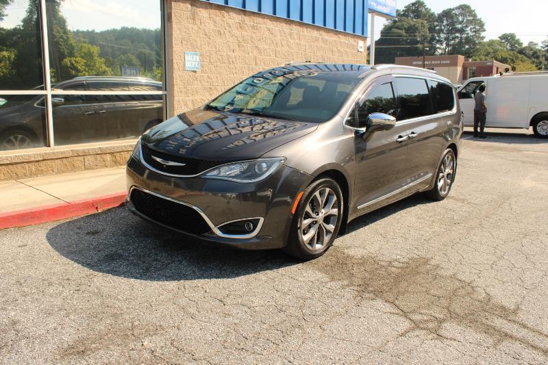 Chrysler Pacifica Limited FWD 2019