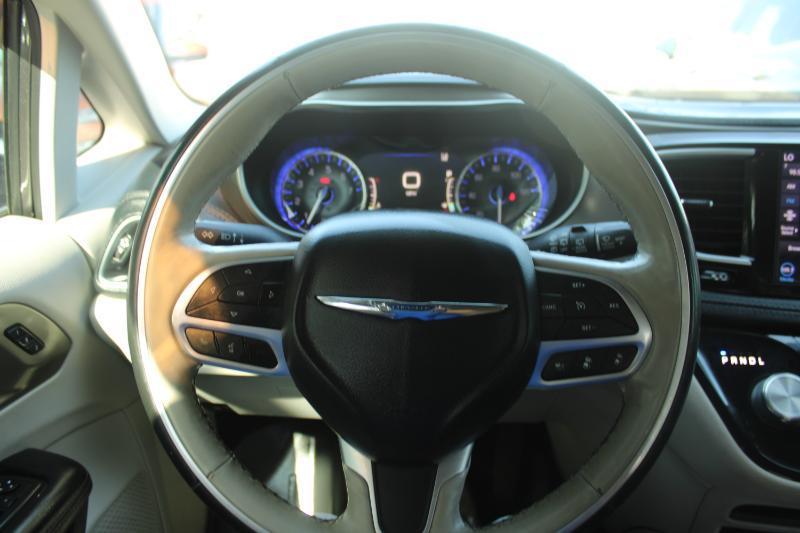 Chrysler Pacifica Limited FWD 2019