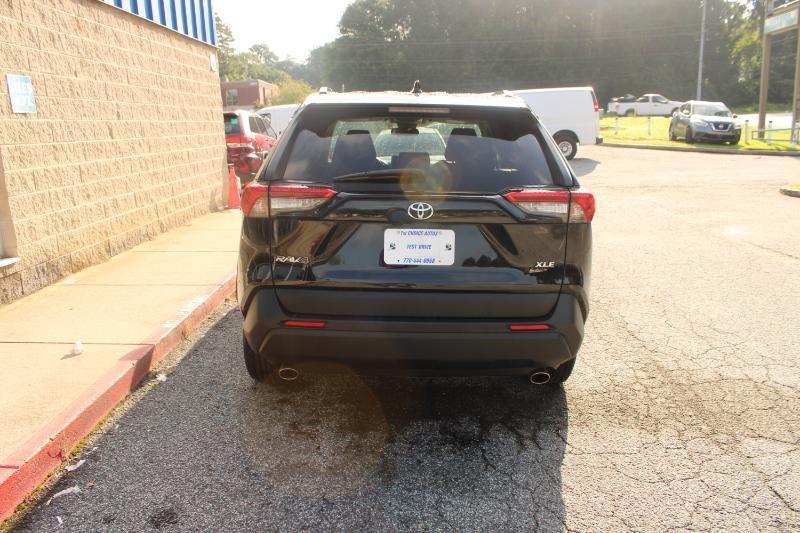 Toyota RAV4 XLE FWD (Natl) 2023
