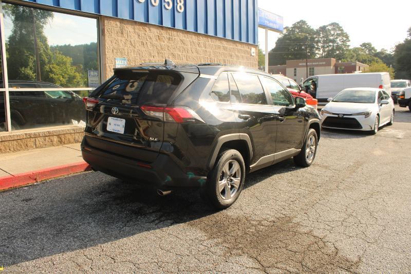Toyota RAV4 XLE FWD (Natl) 2023