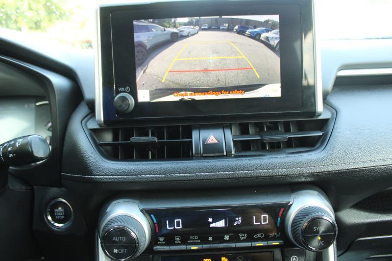 Toyota RAV4 XLE FWD (Natl) 2023