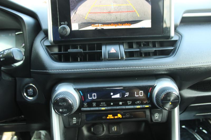 Toyota RAV4 XLE FWD (Natl) 2023